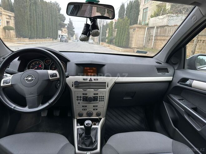 Opel Astra 2007, 160,000 km - 1.3 л - Bakı