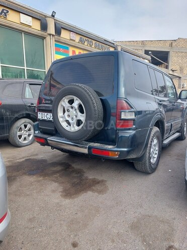 Mitsubishi Pajero 2002, 350,000 km - 3.2 l - Bakı