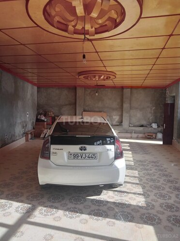 Toyota Prius 2015, 130,000 km - 1.8 l - Mingəçevir