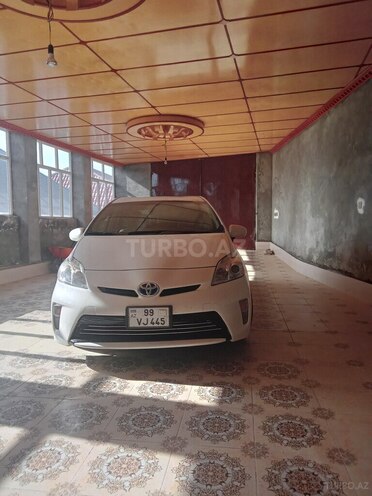 Toyota Prius 2015, 130,000 km - 1.8 l - Mingəçevir
