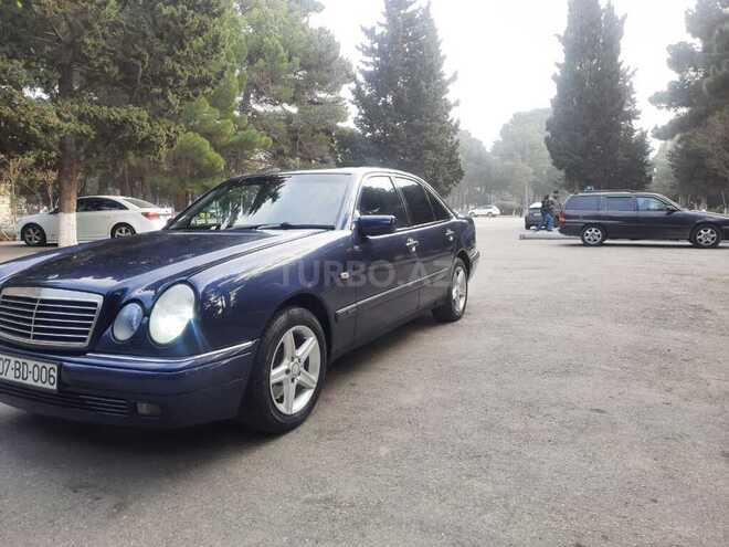 Mercedes E 240 1998, 240,000 km - 2.4 l - Sumqayıt