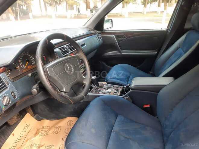 Mercedes E 240 1998, 240,000 km - 2.4 l - Sumqayıt