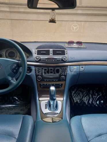 Mercedes E 240 2002, 211,000 km - 2.6 l - Bakı