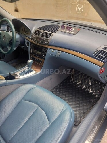 Mercedes E 240 2002, 211,000 km - 2.6 l - Bakı