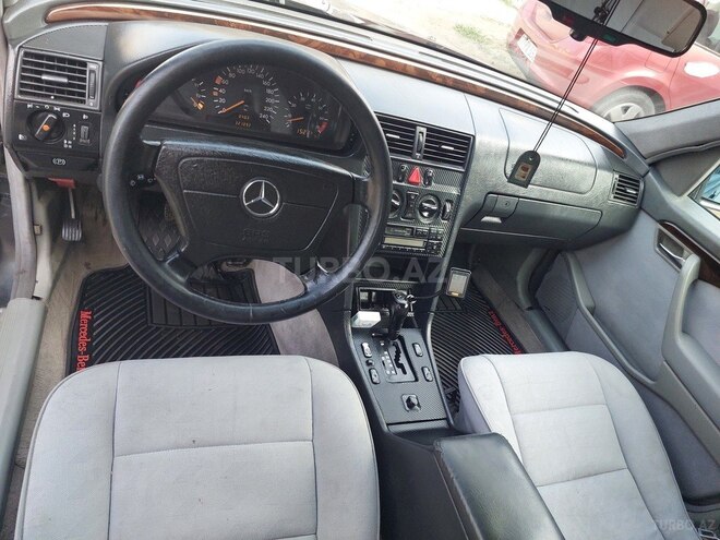 Mercedes C 220 1995, 300,000 km - 2.2 l - Sumqayıt