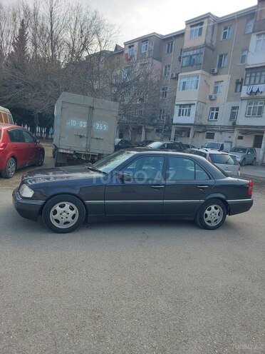 Mercedes C 220 1995, 300,000 km - 2.2 l - Sumqayıt