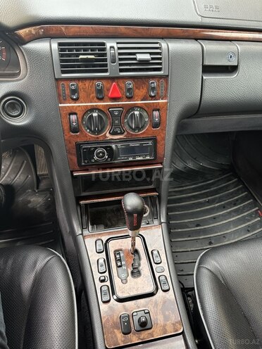 Mercedes E 320 1999, 400,000 km - 3.2 l - Bakı