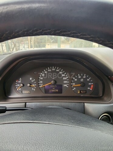 Mercedes C 240 2000, 278,039 km - 2.4 l - Bakı