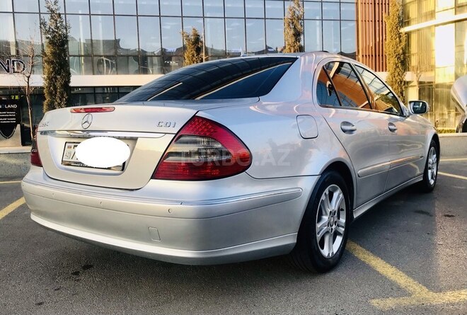 Mercedes E 220 2006, 289,000 km - 2.2 l - Bakı
