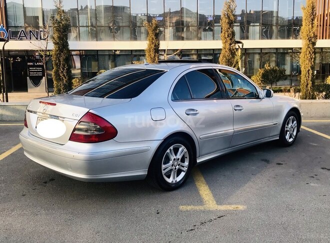 Mercedes E 220 2006, 289,000 km - 2.2 l - Bakı