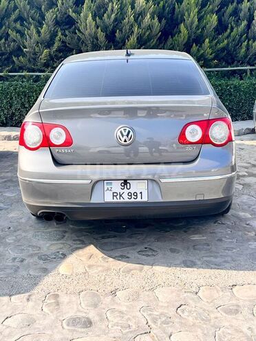 Volkswagen Passat 2005, 268,000 km - 2.0 l - Hacıqabul