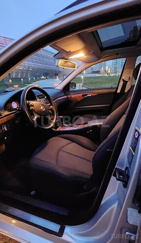 Mercedes E 220 2007, 341,000 km - 2.2 l - Bakı