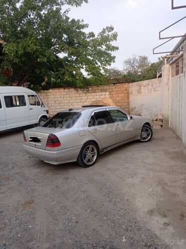Mercedes C 180 1994, 500,005 km - 1.8 l - Qusar