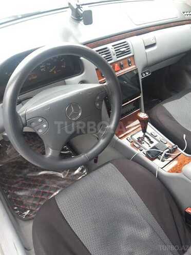 Mercedes E 270 2000, 378,500 km - 2.7 l - Bakı