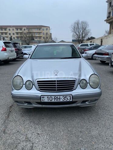 Mercedes E 240 2000, 367,000 km - 2.6 l - Bakı