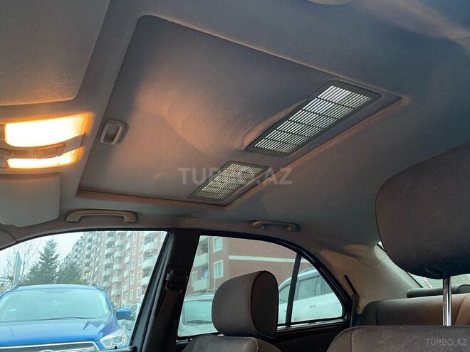 Mercedes E 240 2000, 367,000 km - 2.6 l - Bakı