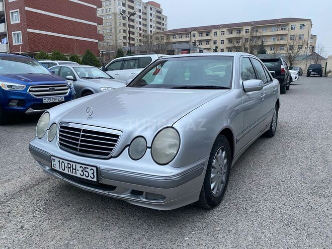 Mercedes E 240 2000, 367,000 km - 2.6 l - Bakı