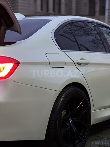 BMW 330 2017, 61,800 km - 2.0 l - Bakı