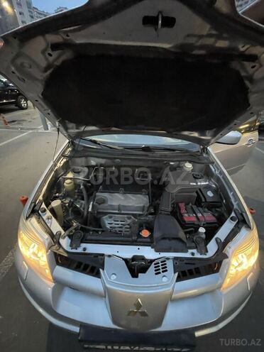 Mitsubishi Outlander 2007, 146,000 km - 2.4 l - Bakı