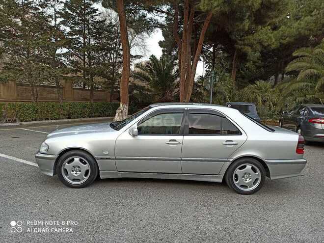 Mercedes C 180 1999, 275,000 km - 1.8 л - Bakı