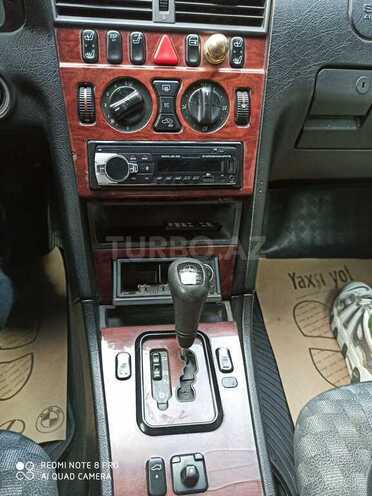 Mercedes C 180 1999, 275,000 km - 1.8 л - Bakı