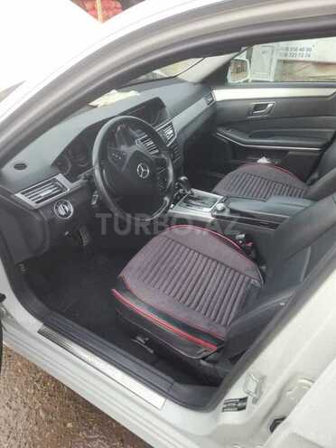 Mercedes E 200 2011, 180,900 km - 2.2 l - Kürdəmir