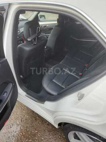 Mercedes E 200 2011, 180,900 km - 2.2 l - Kürdəmir