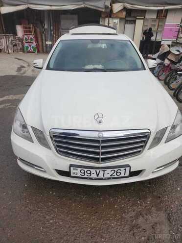 Mercedes E 200 2011, 180,900 km - 2.2 l - Kürdəmir