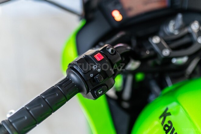 Kawasaki Ninja 400 2013, 9,400 km - 0.4 l - Bakı