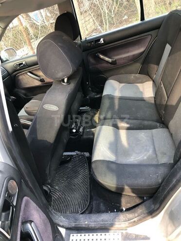 Volkswagen Bora 2003, 186,000 km - 2.0 л - Bakı