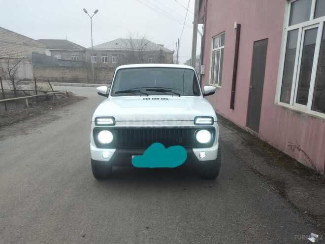 LADA (VAZ) Niva 2013, 83,000 km - 1.7 l - Quba