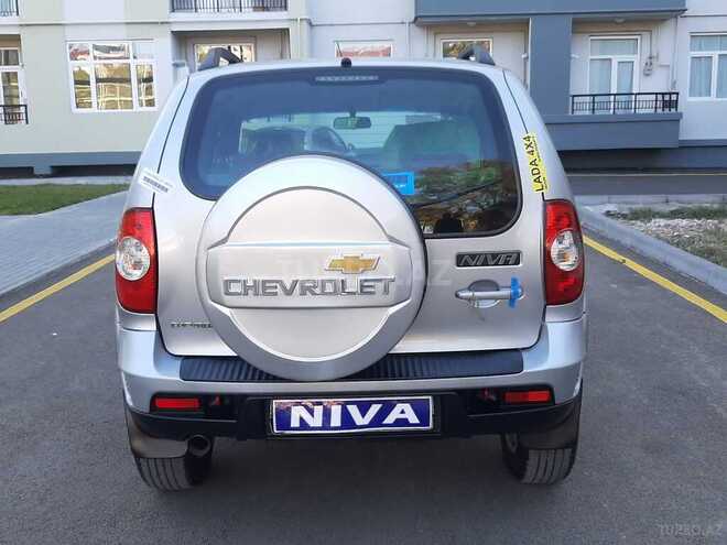 Chevrolet Niva 2015, 20,800 km - 1.7 l - Sumqayıt