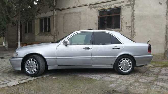 Mercedes C 220 1998, 450,090 km - 2.2 l - Sumqayıt