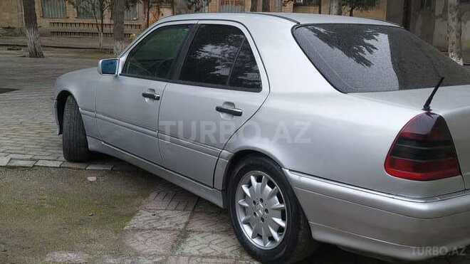 Mercedes C 220 1998, 450,090 km - 2.2 l - Sumqayıt