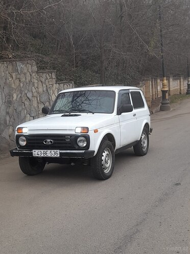 LADA (VAZ) Niva 2002, 163,000 km - 1.7 l - Lerik