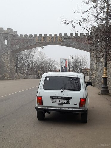 LADA (VAZ) Niva 2002, 163,000 km - 1.7 l - Lerik