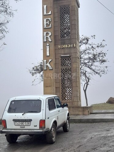 LADA (VAZ) Niva 2002, 163,000 km - 1.7 l - Lerik
