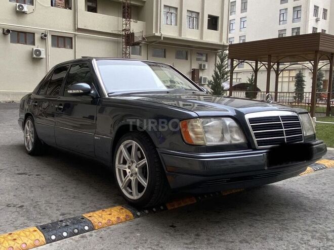 Mercedes E 220 1994, 400,000 km - 2.2 л - Bakı