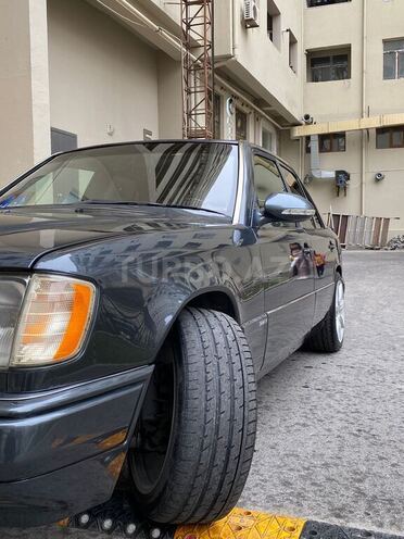 Mercedes E 220 1994, 400,000 km - 2.2 л - Bakı
