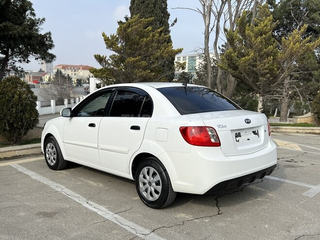 Kia Rio 2011, 155,000 km - 1.4 l - Bakı