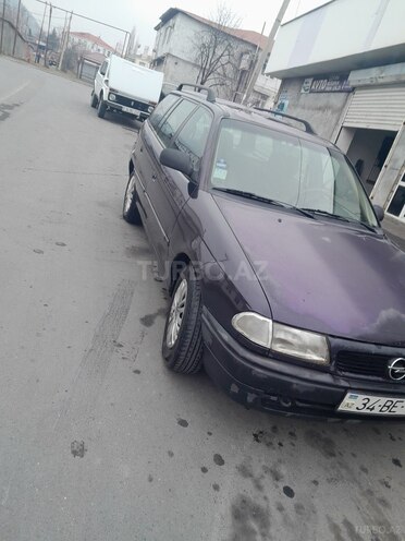 Opel Astra 1995, 111,111 km - 1.6 л - Qax