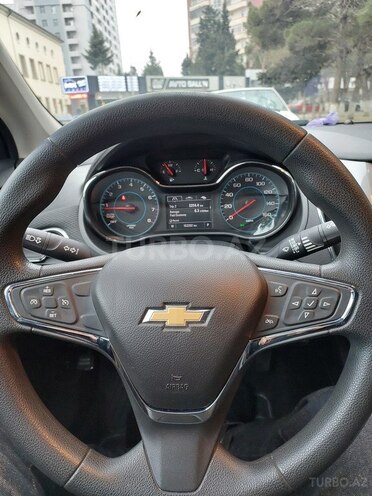 Chevrolet Cruze 2018, 153,000 km - 1.4 л - Sumqayıt