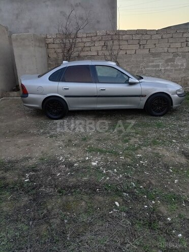 Opel Vectra 1998, 320,000 km - 2.5 l - Bakı