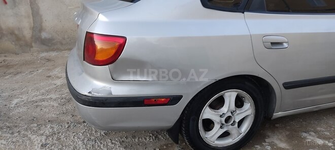 Hyundai Elantra 2002, 300,000 km - 2.0 l - Bakı