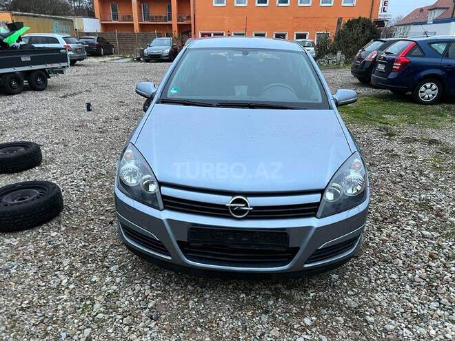 Opel Astra 2005, 201,000 km - 1.4 l - Qax