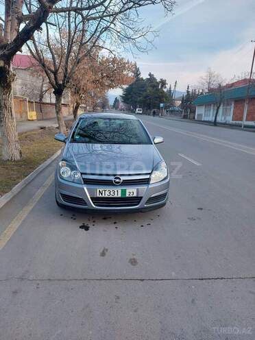 Opel Astra 2005, 201,000 km - 1.4 l - Qax