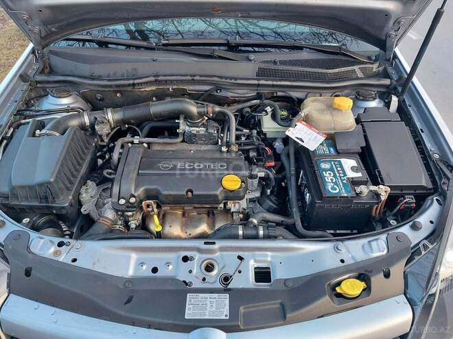 Opel Astra 2005, 201,000 km - 1.4 l - Qax
