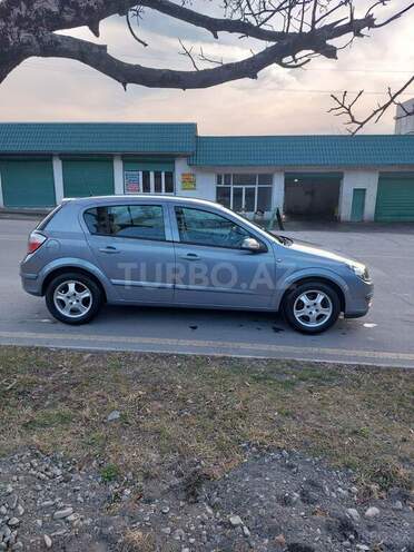 Opel Astra 2005, 201,000 km - 1.4 l - Qax