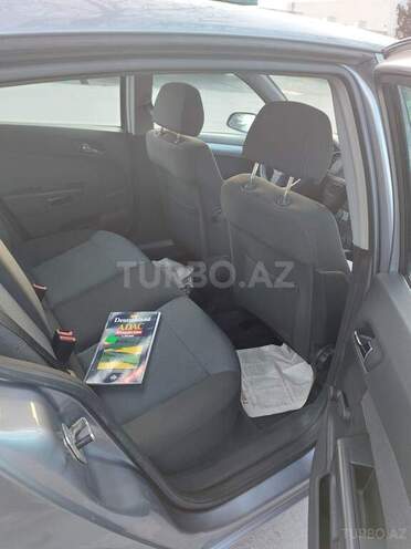 Opel Astra 2005, 201,000 km - 1.4 l - Qax