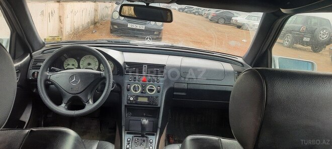 Mercedes C 230 2000, 325,425 km - 2.3 l - Bakı